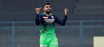 ஆர்சிபிக்கு 7-ஆவது வெற்றி