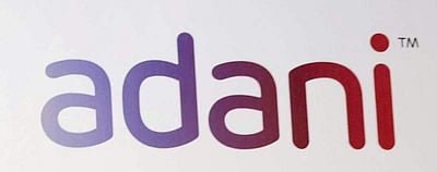 டி20 லீக் போட்டியில் ஓர் அணியை விலைக்கு வாங்கியுள்ள அதானி குழுமம்