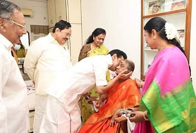 அன்னையர் நாள்:  முதல்வர் ஸ்டாலின் ட்வீட்