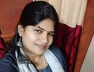 மகளிர் சுய உதவிக்குழுக்களுக்கு கடன் வழங்கியதாக ரூ.97 லட்சம் மோசடி: பெண் மேலாளர் கைது