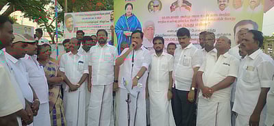 அண்ணா தொழிற்சங்கத்தின் பணிமனை வாயிற்கூட்டம்