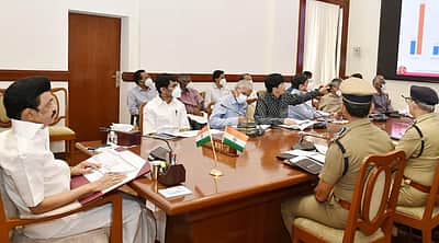 ஒருவர் கரோனாவால் பாதிக்கப்பட்டாலும்: முதல்வர் ஸ்டாலின் பிறப்பித்த அதிரடி உத்தரவு