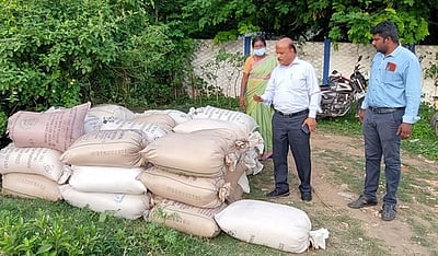 ஆம்பூரில் 2.5 டன் ரேஷன் அரிசி பறிமுதல்