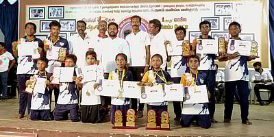 மாநில சிலம்பம் போட்டி:ராமநாதபுரம் மாணவா்கள் வெற்றி