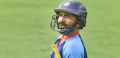 தினேஷ் கார்த்திக்குக்கு முன்பு அக்‌ஷர் படேலைக் களமிறக்கியது ஏன்?: ஷரேயஸ் ஐயர் பதில்