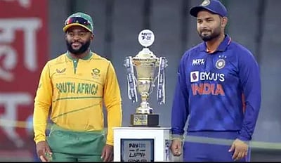 இந்தியாவுக்கு எதிரான ஆட்டத்தில் தென்னாப்பிரிக்கா அணிக்கு 180 ரன்கள் இலக்கு
