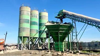 கும்பகோணம் அருகே கன்வேயர் பெல்ட்டில் அடிபட்டு வடமாநிலத் தொழிலாளி பலி