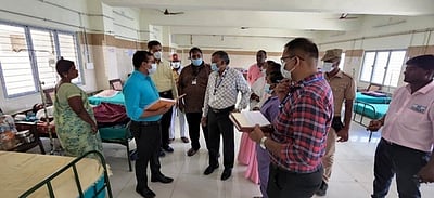 மருத்துவமனையை சுகாதாரமான முறையில் பராமரிக்க வேண்டும்: திருப்பத்தூா் ஆட்சியா் அறிவுறுத்தல்