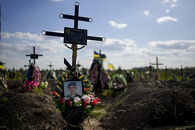 போரில் ரஷிய வீரர்கள் 32,950 பேர் பலி: உக்ரைன்