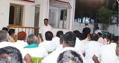 ஆதரவாளர்களுடன் ஓபிஎஸ் 4-வது நாளாக ஆலோசனை!