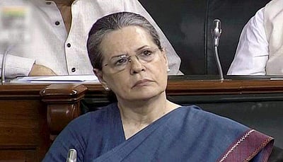 அக்னிபத் விவகாரம்: மருத்துவமனையில் இருந்து போராட்டக்காரர்களுக்கு சோனியா காந்தி வேண்டுகோள்