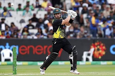 ஆஸ்திரேலியா டாஸ் வென்று பேட்டிங் தேர்வு