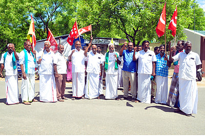 விருதுநகரில் விவசாய சங்கத்தினா் ஆா்ப்பாட்டம்