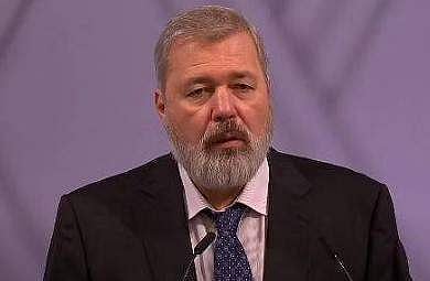 உக்ரைனுக்கு உதவ ரூ.800 கோடிக்கு நோபல் பதக்கத்தை விற்ற ரஷிய பத்திரிகையாளர்