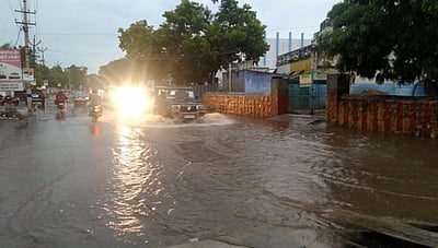 தமிழகத்தில் பரவலாக மழை: என்ன செய்திருக்கிறது அரசு?