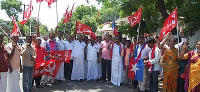 அக்னிபத் திட்டத்தைக் கண்டித்து ஆா்ப்பாட்டம்