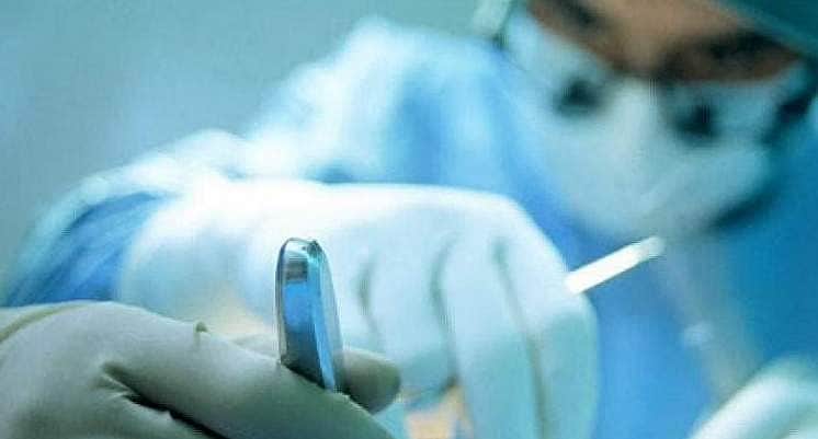 பிரசவத்தின் போது குழந்தை தலை துண்டிப்பு; உயிராபத்தில் கர்ப்பிணி