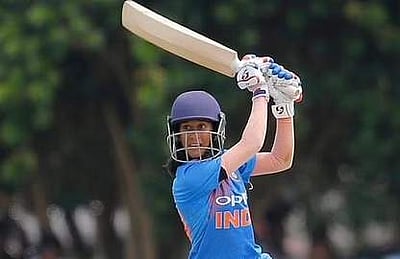 முதல் டி20: இலங்கையை வென்றது இந்திய மகளிர் அணி