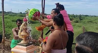 சீர்காழி சீரடி சாய்பாபா கோயில் மகா கும்பாபிஷேகம்: பக்தர்கள் சுவாமி தரிசனம்