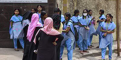 மாதந்தோறும் ரூ.1,000 உதவித் தொகை: மாணவிகள் விவரம் பெற சிறப்பு முகாம் இன்று முதல் நடத்த உத்தரவு