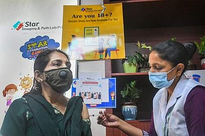 நாட்டில் கடந்த 24 மணி நேரத்தில் 16,135 பேருக்கு கரோனா!