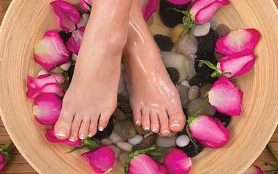 பாதத்தைக் கவனியுங்க..!