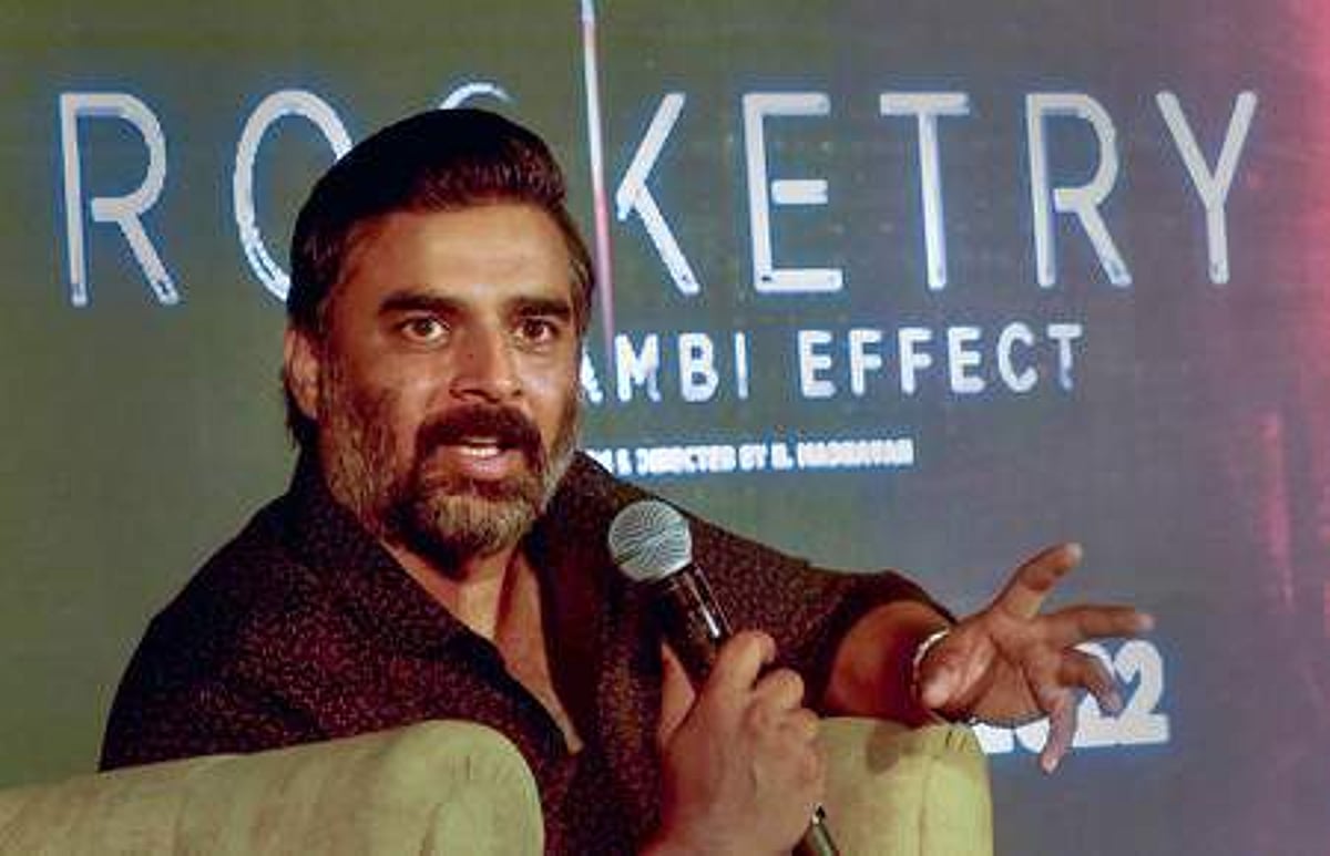 ‘ராக்கெட்ரி: தி நம்பி எஃபெக்ட்’ திரைப்படத்தின் கலைஞா்கள் கௌரவிப்பு: இஸ்ரோ முன்னாள் விஞ்ஞானி நம்பி நாராயணனின் வாழ்க்கைப் படம்