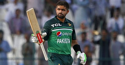 டி20 தரவரிசை: கோலியின் சாதனையை முறியடித்த பாகிஸ்தான் கேப்டன்