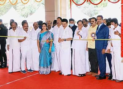 வேலூரில் புதிய பேருந்து நிலையம்: முதல்வர் மு.க.ஸ்டாலின் திறந்து வைத்தார்