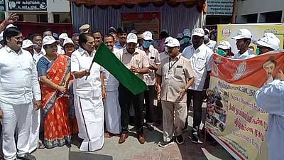 அருப்புக்கோட்டையில்சுகாதார விழிப்புணா்வுப் பேரணி