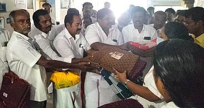 கமுதியில் கருணாநிதி பிறந்த நாள் விழா