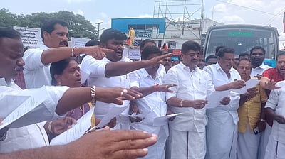 ராமநாதபுரம், சிவகங்கை மாவட்டங்களில் கருணாநிதி பிறந்தநாள் விழா