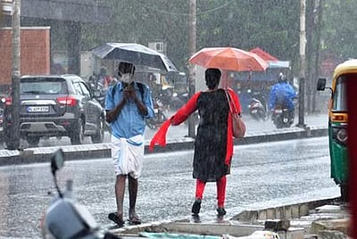 தமிழ்நாடு, புதுச்சேரியில் அடுத்த 2 நாள்களுக்கு இடி மின்னலுடன் கூடிய மழைக்கு வாய்ப்பு