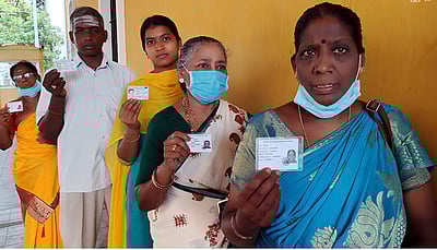 புதுச்சேரியில் பிரான்ஸ் பிரதிநிதிகள் தோ்தல்