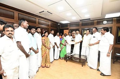 முதல்வர் ஸ்டாலின் முன்னிலையில் திமுகவில் இணைந்த அமமுக ஈரோடு மாவட்டச் செயலாளர்