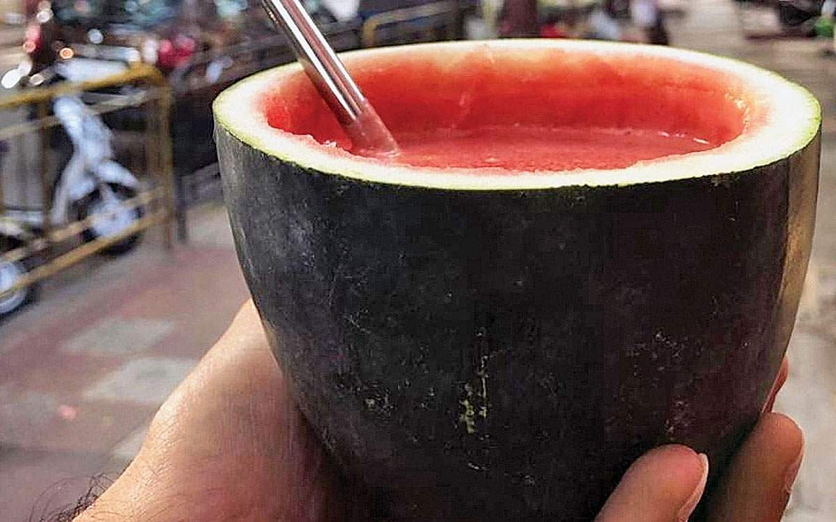 பழக் கிண்ணத்தில் பழச்சாறு!