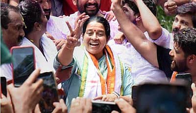 ஒடிஸாவில் இன்று அமைச்சரவை மாற்றம்: அமைச்சா்கள் அனைவரும் ராஜிநாமா