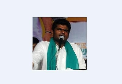 ‘பாஜக ஆட்சியில் நாட்டின் வளா்ச்சியே முக்கியத்துவம் பெறுகிறது’