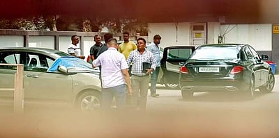 கொலை மிரட்டல்: நடிகா் சல்மான் கான் வீட்டுக்கு போலீஸ் பாதுகாப்பு