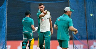 ஹேசல்வுட்டுக்கு ஆஸ்திரேலியா டி20 அணியில் அதிகமான வாய்ப்பு வழங்க வேண்டும் : ஷேன் வாட்சன் கருத்து