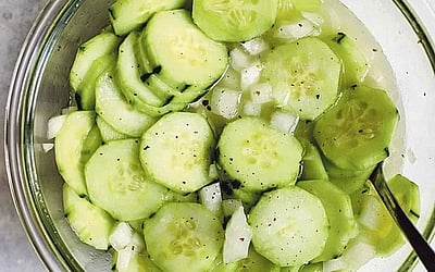 வெள்ளரி சாலட்