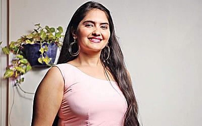 தனி பாடலுக்கு வரவேற்பு