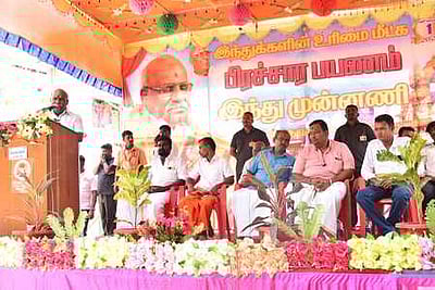 கோயில்களை விட்டு இந்து அறநிலையத்துறை வெளியேற வேண்டும்: காடேஸ்வர சுப்பிரமணியம்