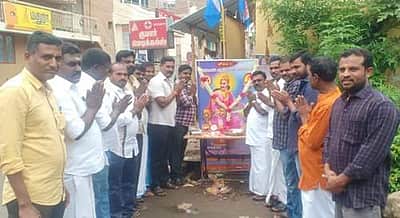 கம்பத்தில் வீரன் அழகு முத்து கோன் 265 குருபூஜை விழா 