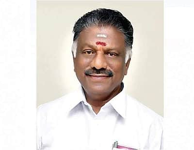 இபிஎஸ், கே.பி.முனுசாமியை நான் நீக்குகிறேன்: ஓபிஎஸ் அறிவிப்பு!