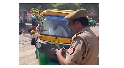 ஒரே ஆட்டோவில் 27 பேர் பயணம்: காவல்துறையினர் அதிர்ச்சி