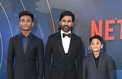 ’கிரே மேன்’ தனுஷூடன் யாத்ரா, லிங்கா..