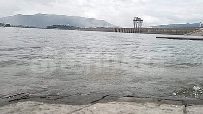 மேட்டூர் அணை நீர்மட்டம் 116 அடியை தாண்டியது: காவிரி கரையோர மக்களுக்கு வெள்ள அபாய எச்சரிக்கை