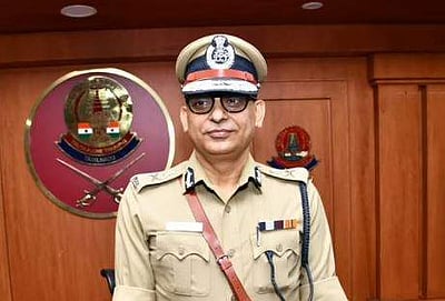 காவல் நிலையங்களில் பயன்பாட்டில் இல்லாத மின்சாதனங்களை அணைக்க வேண்டும்