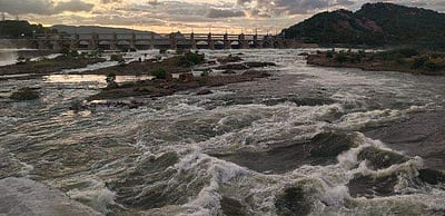 மேட்டூர் அணைக்கு நீர்வரத்து அதிகரிப்பு... கரையோர மக்களுக்கு வெள்ள அபாய எச்சரிக்கை!